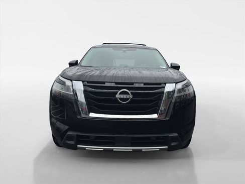 Used 2023 Nissan Pathfinder SL image 8