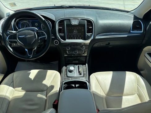 Used 2016 Chrysler 300 Limited w/ Driver Convenience Group image 12