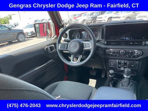 Certified 2025 Jeep Wrangler Unlimited Sahara w/ Safety Group AWD/4WD image 61