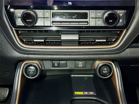 Used 2024 Toyota Grand Highlander MAX Limited image 13