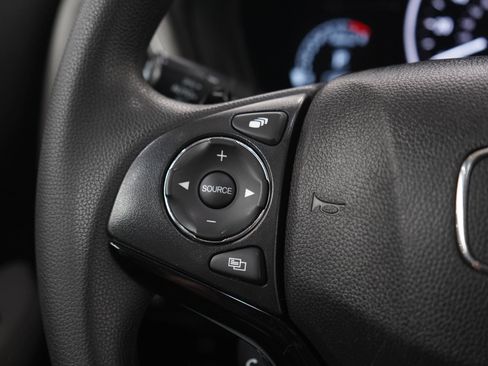 Used 2022 Honda HR-V EX image 19