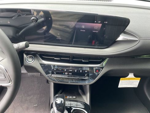 New 2026 Buick Envista Sport Touring FWD image 25
