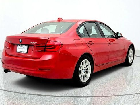 Used 2016 BMW 320i xDrive Sedan AWD/4WD image 5
