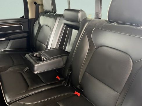 Used 2021 RAM 1500 Laramie AWD/4WD image 34