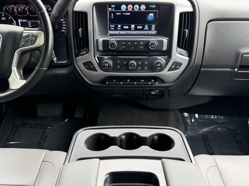 Used 2018 GMC Sierra 1500 SLT w/ SLT Premium Package AWD/4WD image 22