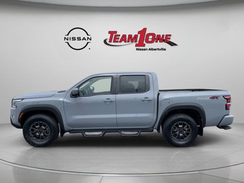 Used 2023 Nissan Frontier PRO-4X w/ Pro-4X Premium Package AWD/4WD image 5