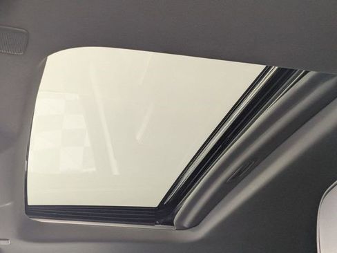 Certified 2024 GMC Sierra 1500 Denali image 14