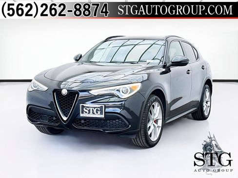 Used 2018 Alfa Romeo Stelvio Ti Sport image 1