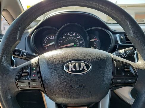 Used 2017 Kia Rio LX image 18