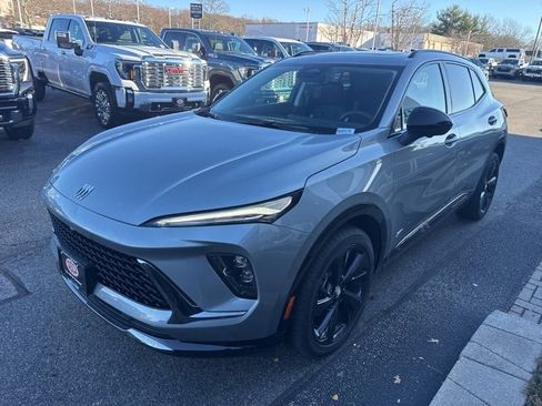 New 2025 Buick Envision Sport Touring image 3