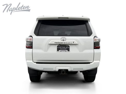 Used 2021 Toyota 4Runner SR5 Premium AWD/4WD image 4
