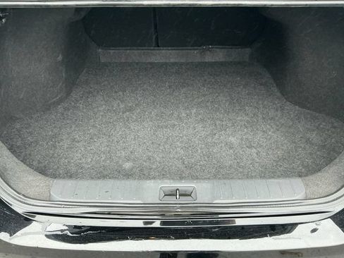 Used 2025 Nissan Sentra SV FWD image 19