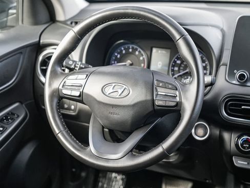 Used 2022 Hyundai Kona SEL w/ Convenience Package image 14