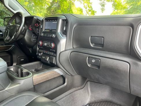 Used 2021 Chevrolet Silverado 1500 LT Trail Boss w/ Convenience Package II AWD/4WD image 60