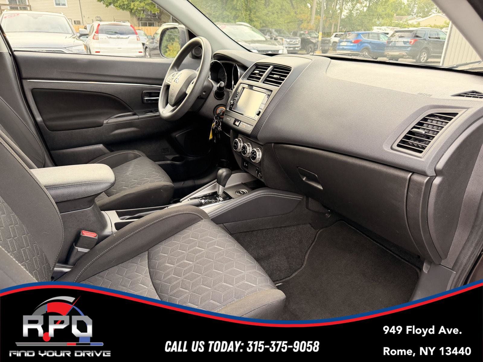 Used 2020 Mitsubishi Outlander Sport ES AWD/4WD image 28