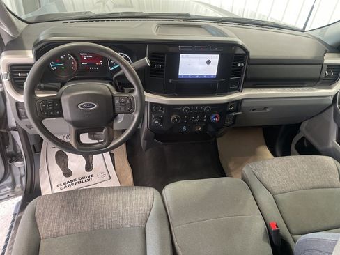 Used 2024 Ford F250 XLT image 33