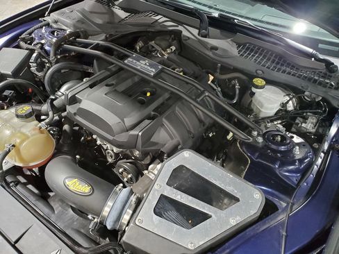 Used 2019 Ford Mustang Coupe image 39