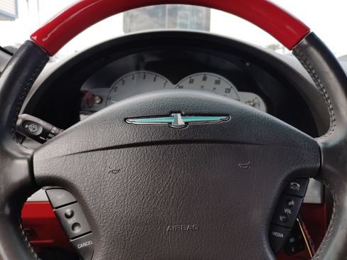 Used 2002 Ford Thunderbird RWD image 25