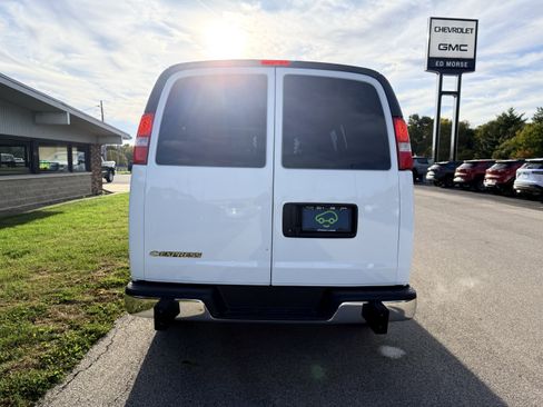Certified 2024 Chevrolet Express 2500 w/ Driver Convenience Package image 4