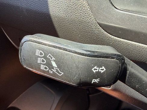 Used 2018 Volkswagen Tiguan S AWD/4WD image 28