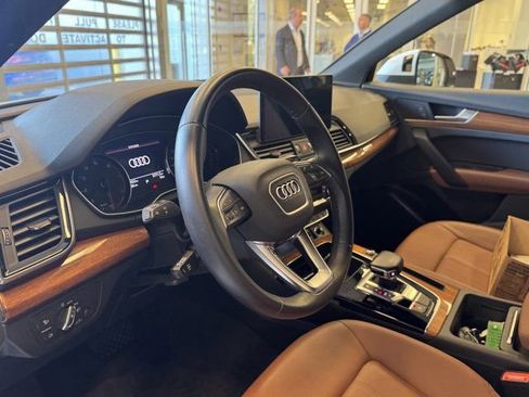 Certified 2022 Audi Q5 2.0T Premium w/ Convenience Package AWD/4WD image 23