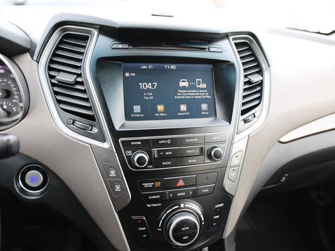 Used 2018 Hyundai Santa Fe Sport w/ 2.4L Value Package 02 image 23