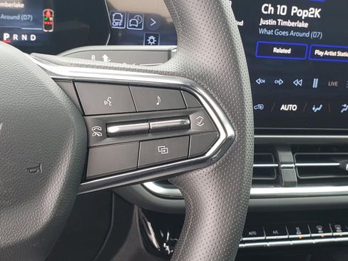 New 2026 Chevrolet Equinox EV LT FWD image 28
