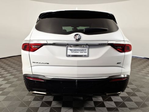 Used 2023 Buick Enclave Essence w/ Experience Buick Package FWD image 5