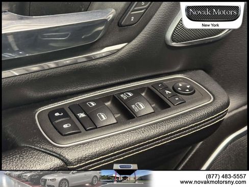 Used 2023 RAM 1500 Laramie AWD/4WD image 14