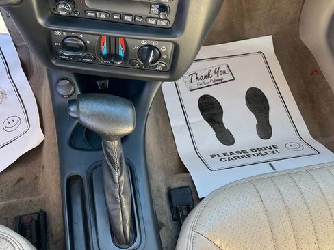 Used 2003 Chevrolet Monte Carlo LS w/ Preferred Equipment Group 1 FWD image 15