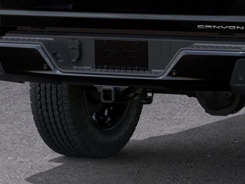 New 2026 GMC Canyon Denali image 14