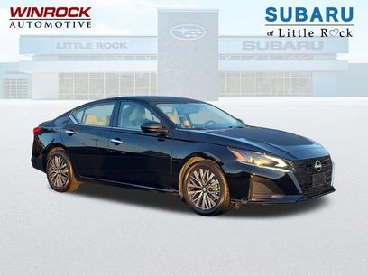 Used 2025 Nissan Altima 2.5 SV