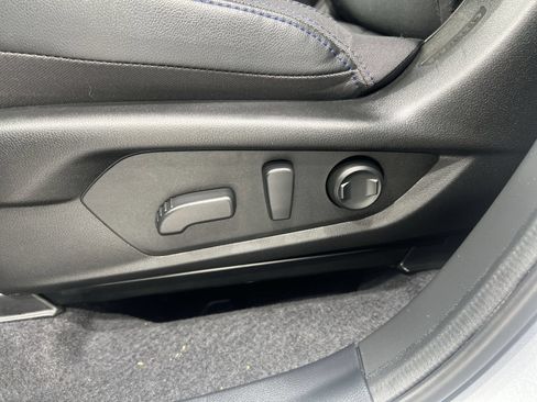 Certified 2025 Subaru Forester Premium AWD/4WD image 12