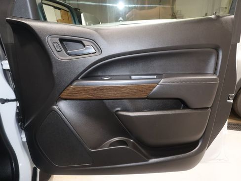 Used 2020 GMC Canyon Denali AWD/4WD image 18