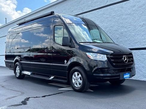 Used 2019 Mercedes-Benz Sprinter 3500 image 1
