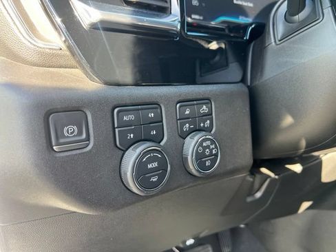 Used 2023 Chevrolet Silverado 1500 RST w/ Convenience Package II AWD/4WD image 20