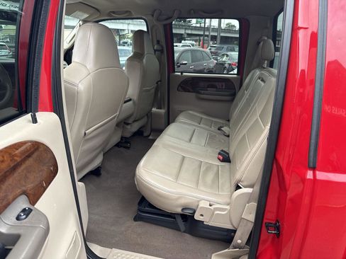 Used 2004 Ford F250 Lariat image 16