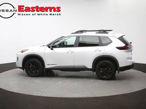 Used 2025 Nissan Rogue SV AWD/4WD image 59