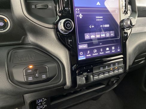 New 2026 RAM 2500 Tradesman AWD/4WD image 26