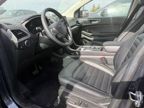 Certified 2022 Ford Edge SEL w/ Convenience Package AWD/4WD image 3