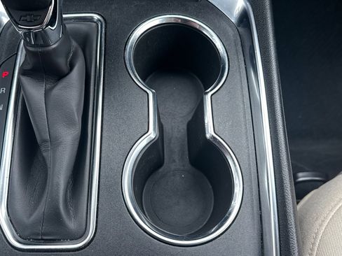 Used 2023 Chevrolet Traverse LS w/ Safety Package image 36