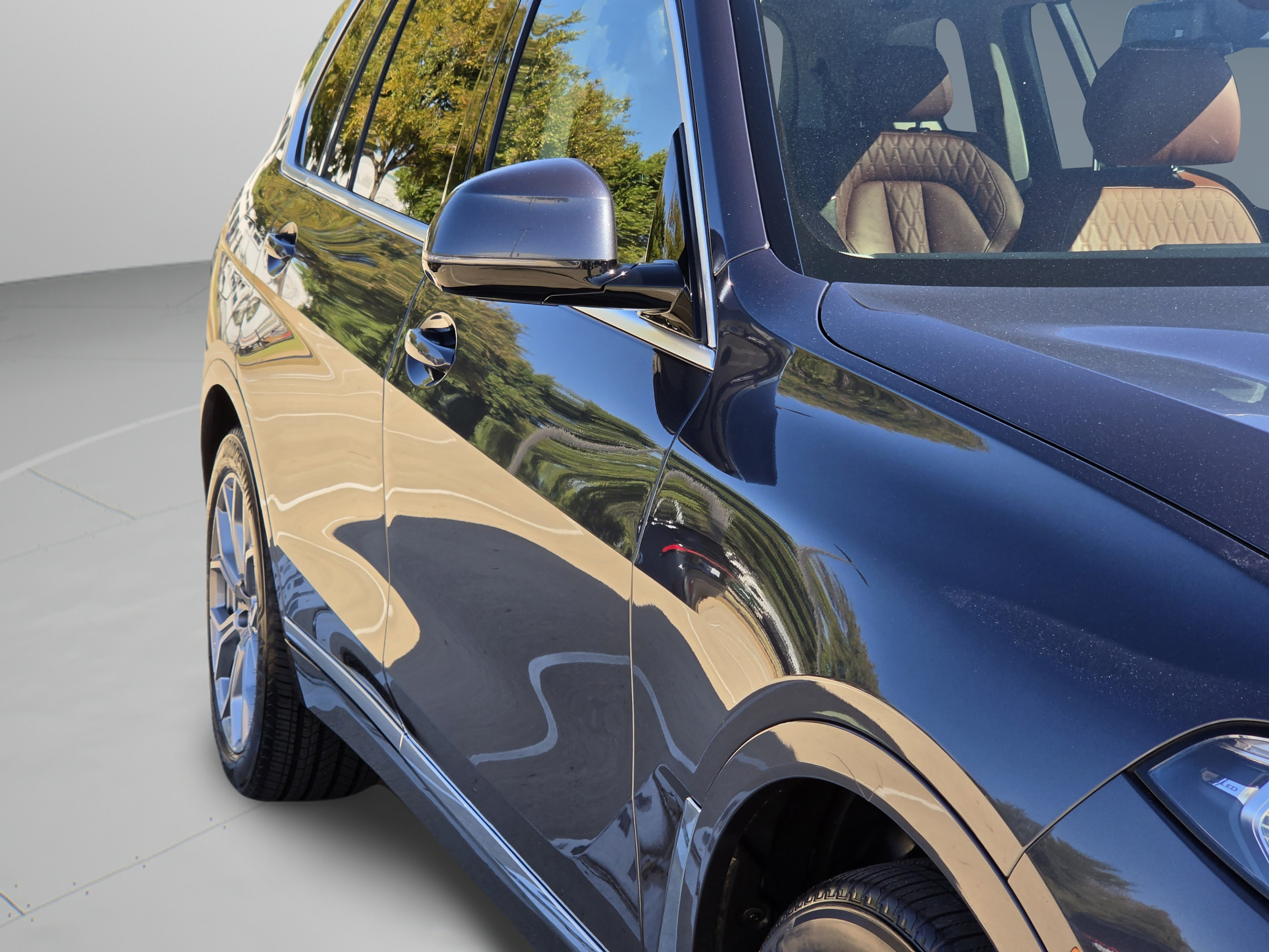 Used 2021 BMW X7 xDrive40i w/ Premium Package AWD/4WD image 43