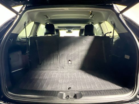 Used 2018 Toyota Highlander XLE FWD image 34