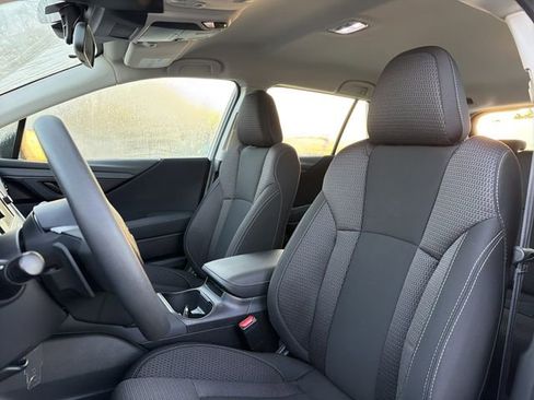 Certified 2025 Subaru Outback AWD/4WD image 17