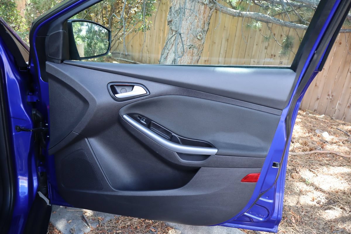 Used 2014 Ford Focus Titanium FWD image 26