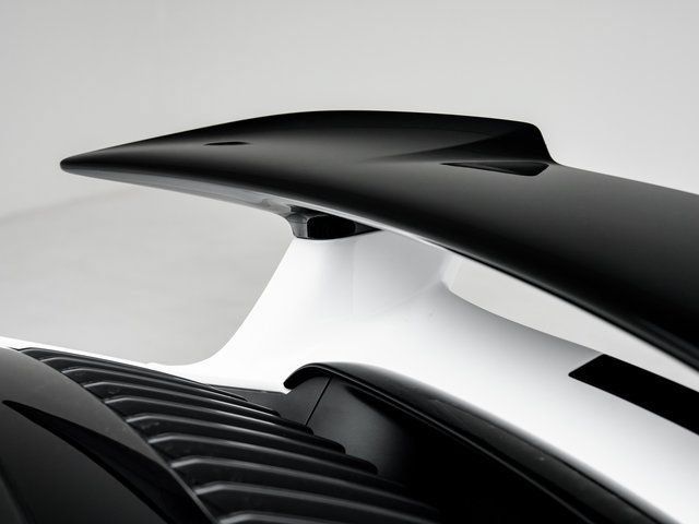 Certified 2025 Porsche 911 Carrera GTS RWD image 37