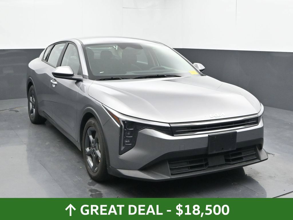 Used 2025 Kia K4 FWD image 7