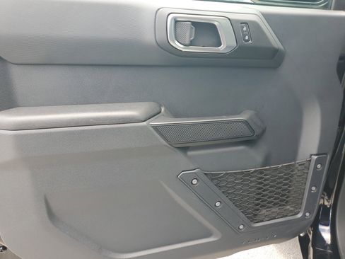 Used 2025 Ford Bronco Big Bend image 27