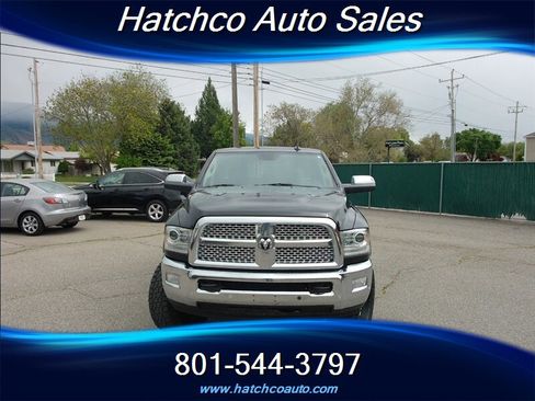 Used 2018 RAM 2500 Laramie w/ Convenience Group AWD/4WD image 8