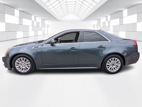 Used 2011 Cadillac CTS Luxury RWD image 4